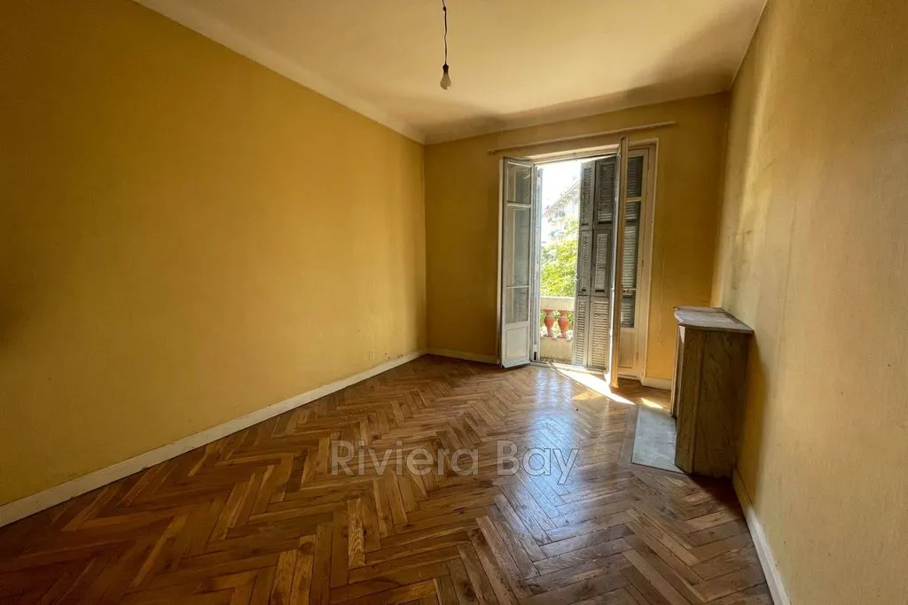 Pièces - Appartement Luxueux avec Vues Sud à Nice