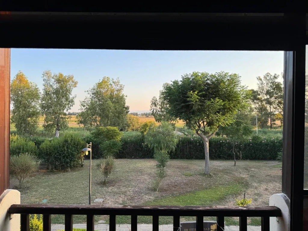 Rõdu - Furnished Apartment with Pool View in Pisticci