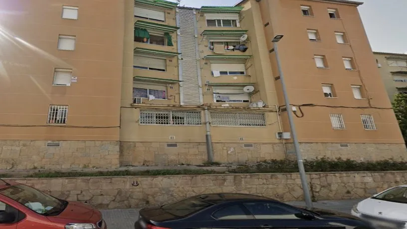 3 magamistoaga korter asukohas Terrassa