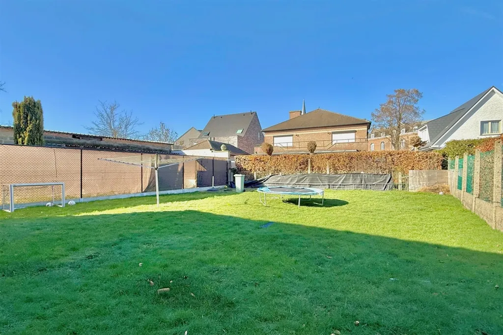 Jardin - Maison avec Jardin et Garage à Londerzeel
