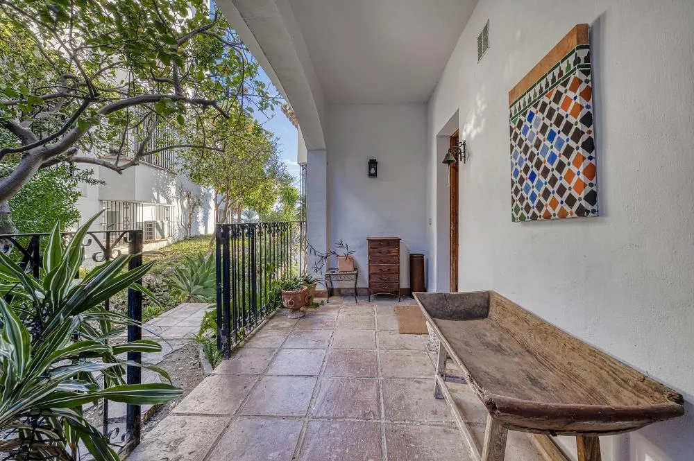 Terrazza - Duplex with Garden in Marbella's Casco Antiguo