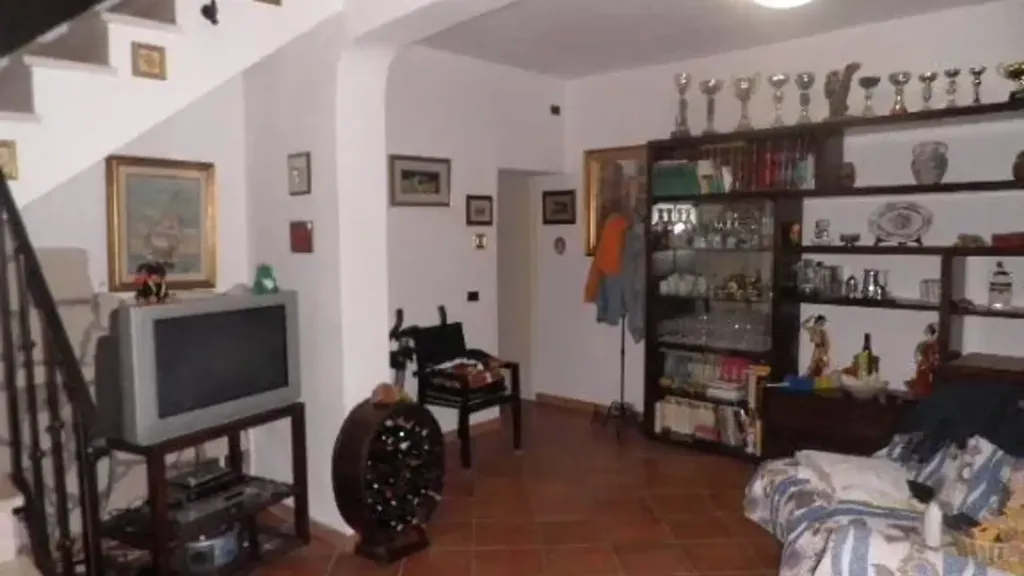 Appartement 6 pièces à IT