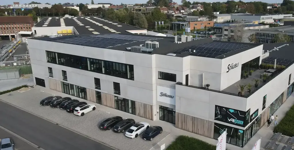 Õhuvaade - Modern Office with Cafeteria in Pottelberg