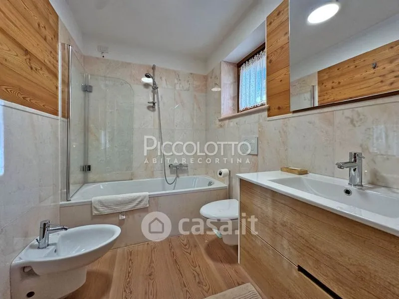Vannitoad - Bright Penthouse with Garage in Cortina d'Ampezzo