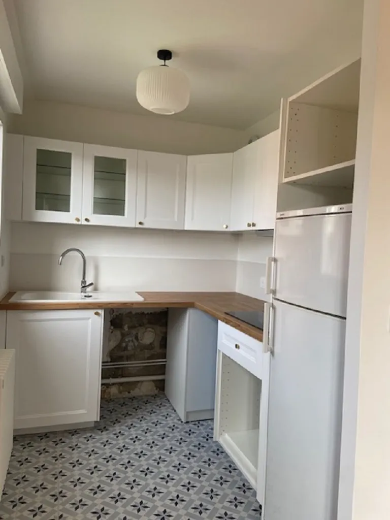 Köök - 2-Bedroom Apartment with Parking in Versailles