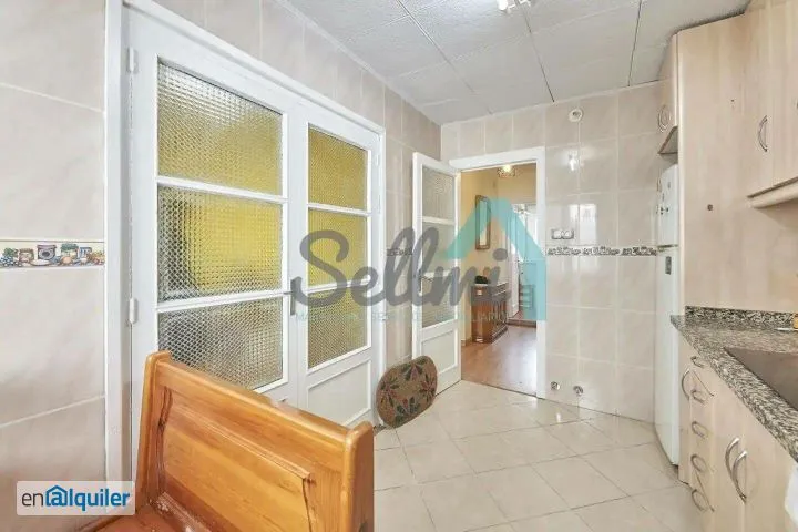 Cuisine - Furnished Flat with Patio View in Oviedo