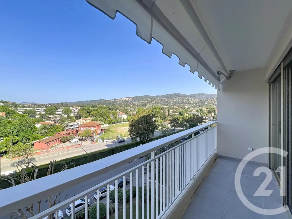 Rõdu - Studio with Balcony in Cannes Marina, Mandelieu