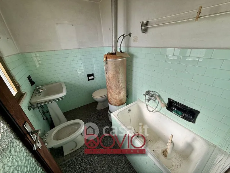 Salles de bain - Rustic Farmhouse with Panoramic View in Zubiena