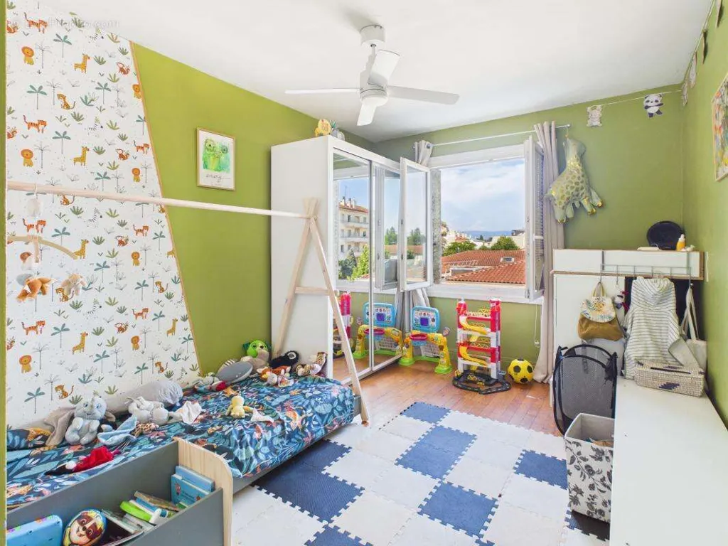 Chambres - Appartement T3 avec Balcon au Quartier Châteauvert à Valence