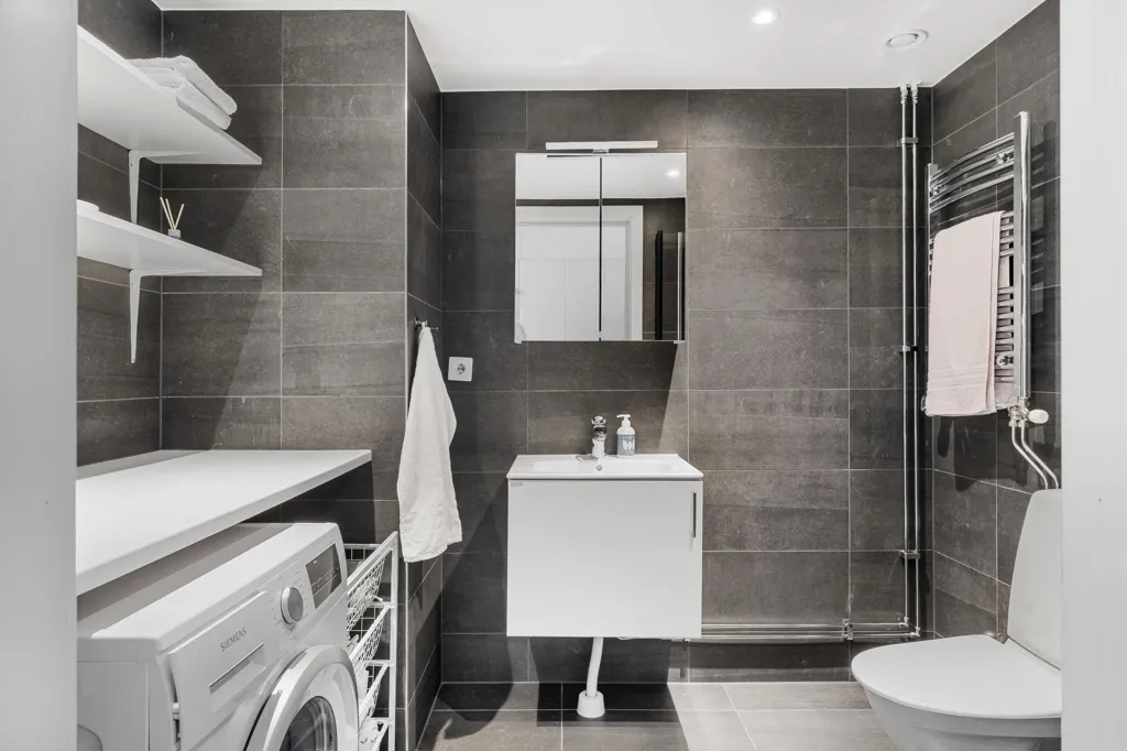 Bathrooms - Modern Townhouse with Loft in Vallastaden