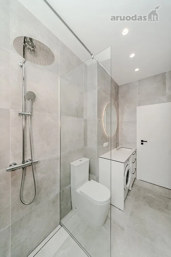 Bathrooms - 2-Bedroom Apartment with Balcony in Kaunas Centre
