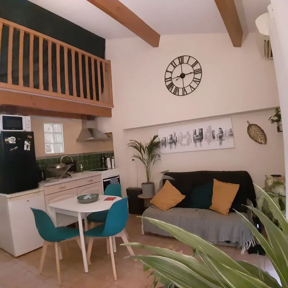 Elutuba - Duplex with Terrace in Palavas Centre
