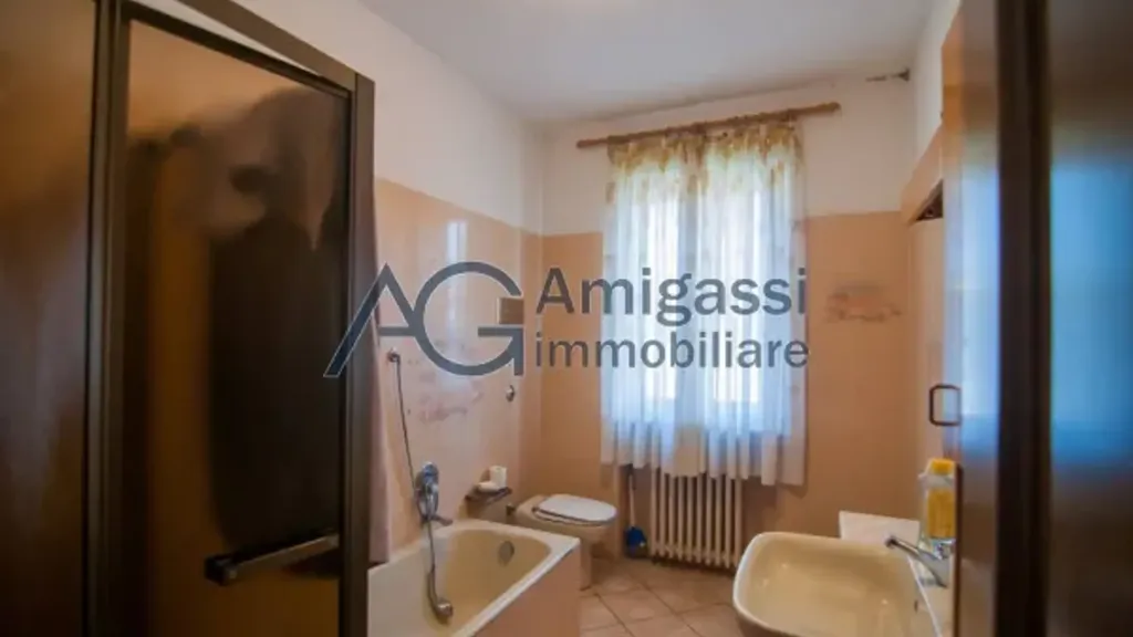 Bagni - Villa bifamiliare con giardino privato a Zanica