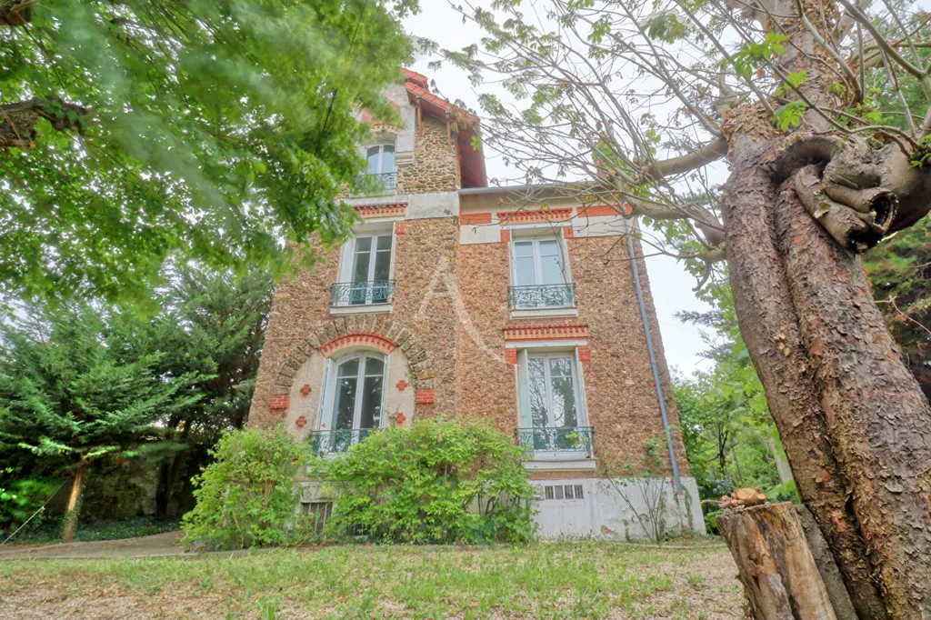 Esterno - Meulière House with Pool in Wissous