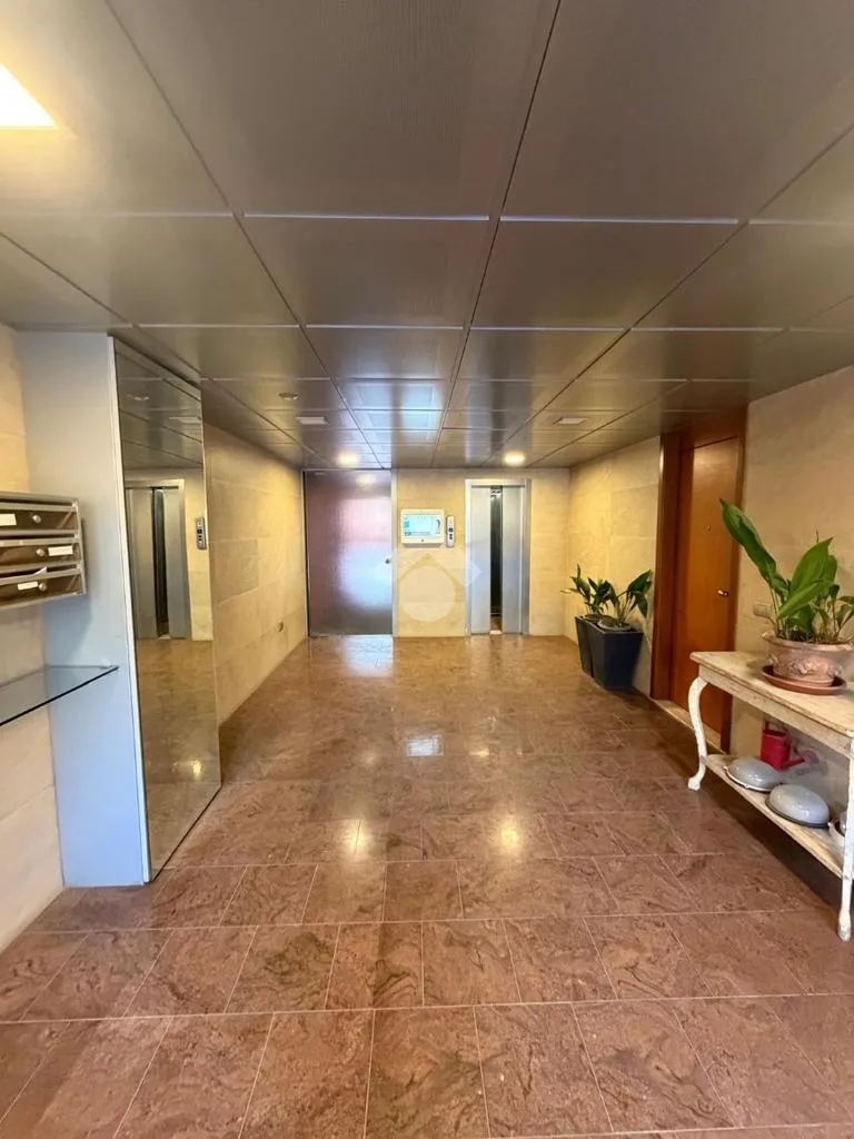 Entrée - Bright 2-Bedroom Apartment with Balcony in Basiglio