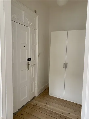 Entrée - Spacious Flat in Kongensgade, Odense