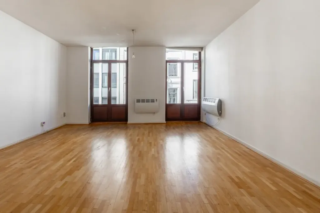 Pièces - Appartement avec Balcon Sud-Ouest à Bruxelles