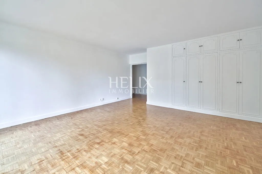 Chambres - Appartement Traversant avec Balcon au Vésinet