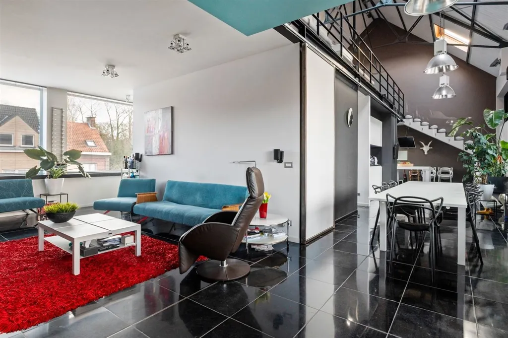 Elutuba - Duplex Loft with Terraces in Wijnegem