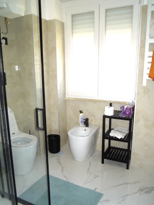 Salles de bain - Rented Studio with Terrace in Central Rome