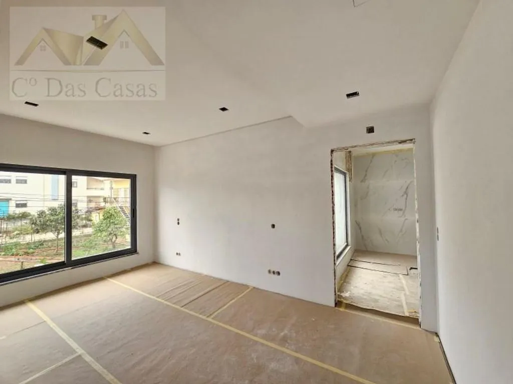 Pièces - Luxury Semidetached House with Pool in Loures