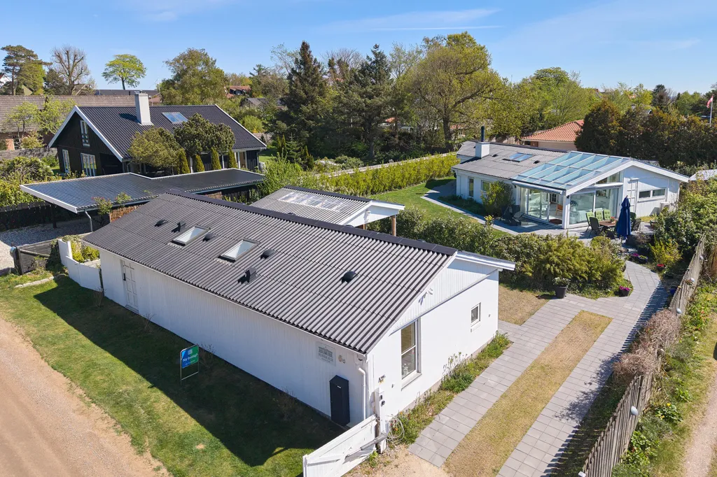 Õhuvaade - Renovated Villa with Garden in Gilleleje