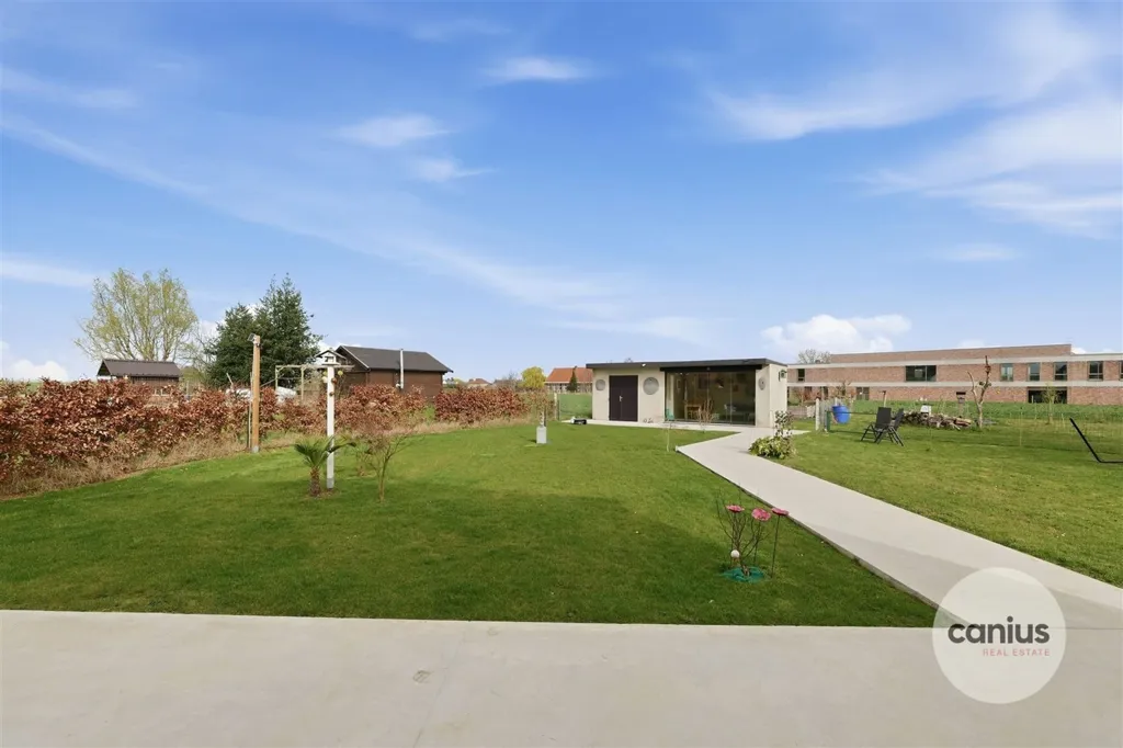 Aed - Energy-Efficient House with Elevator in Landen