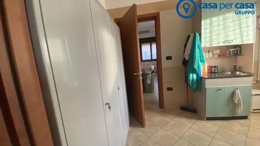 Baños - Detached Villa with Garden in Crespino