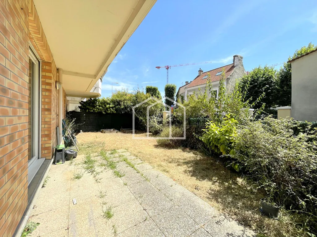 Giardino - 2-Bed Flat with Garden in Nanterre