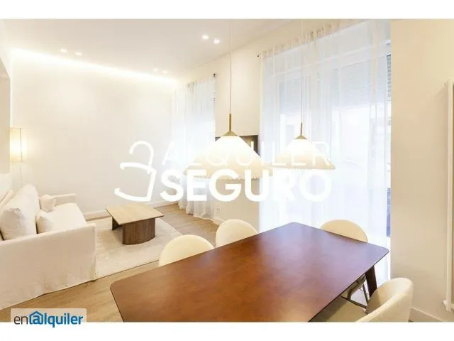 Sala da pranzo - Modern Flat with Lift in Chamberí