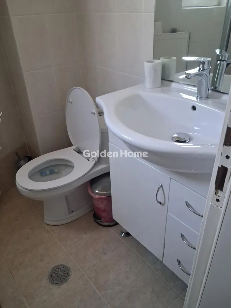 Bagni - 6th Floor Apartment with Balcony in Athens Centre