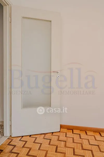 Pièces - Rear-Facing Apartment with Balcony in Cossato