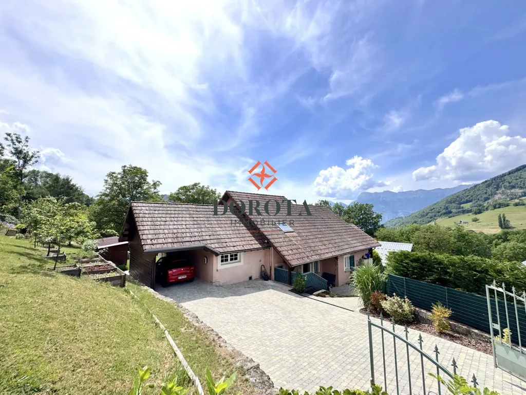 Esterno - Maison with Chartreuse View in Theys