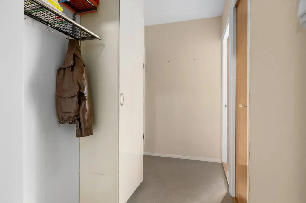 Toad - Charming 1-Bedroom Flat with Garden View in Södermalm