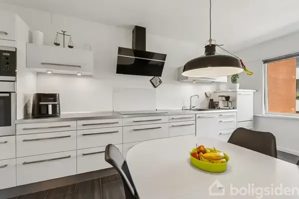 Kitchen - Spacious Apartment with Balcony in Herning