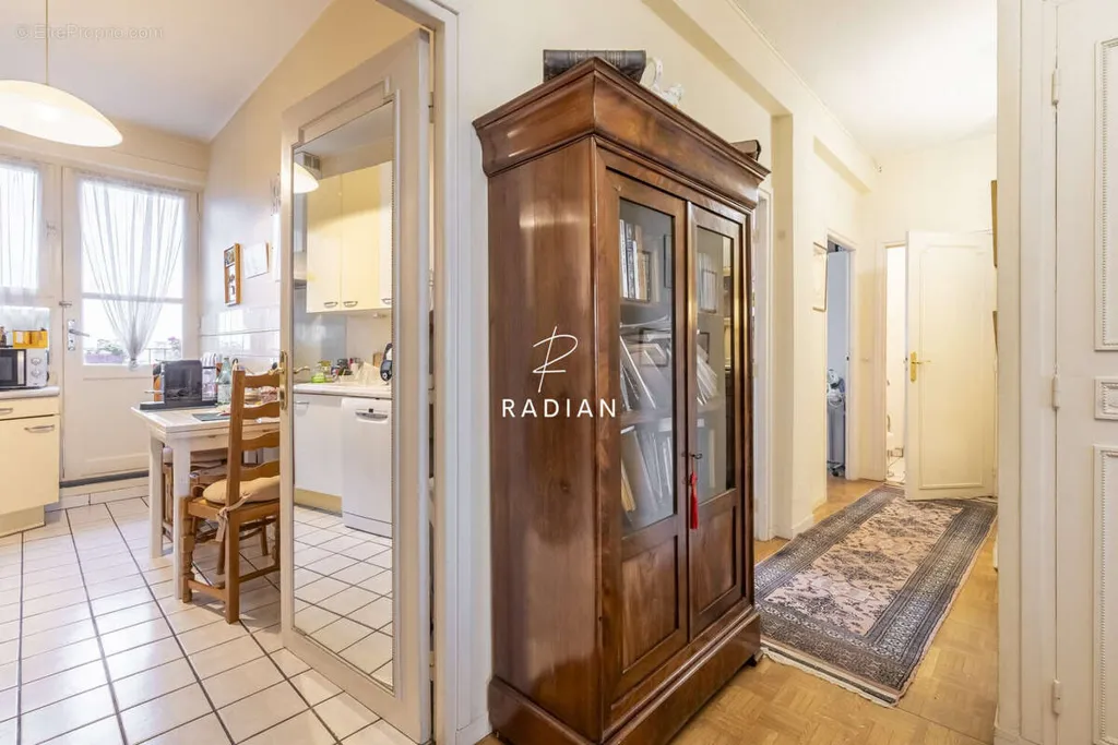 Cuisine - Appartement avec balcon et vue dégagée à Lille