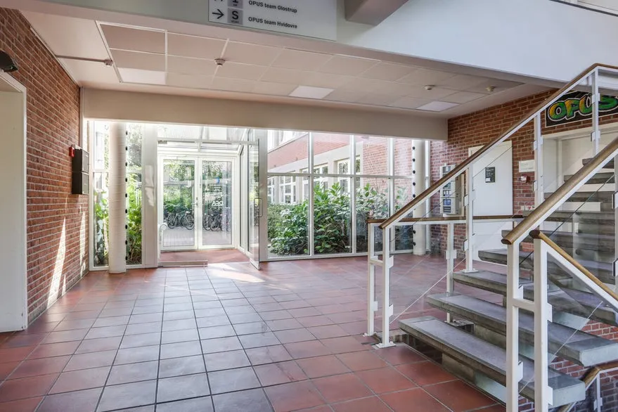 Toad - Office Space with Natural Light in Glostrup