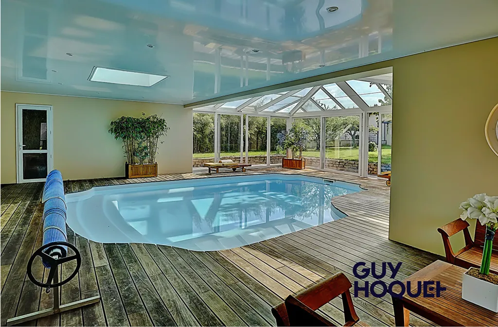 Bassein - Spacious House with Pool in Bourg-en-Bresse