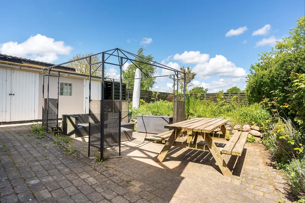 Terrasse - 1929 Villa with Garden in Næstved