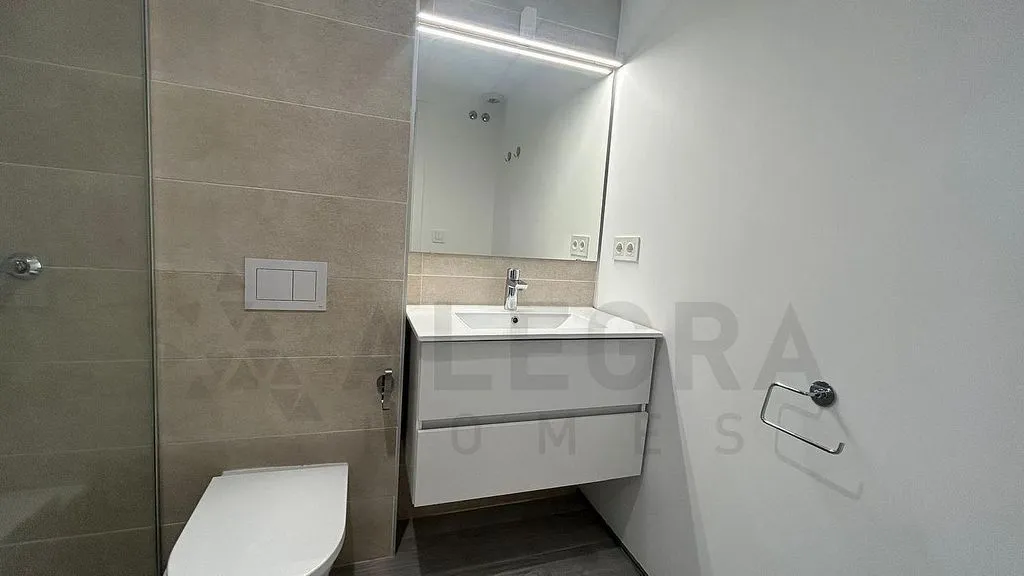 Vannitoad - Luxury Flat with Terrace and Pool in Jerez Centre