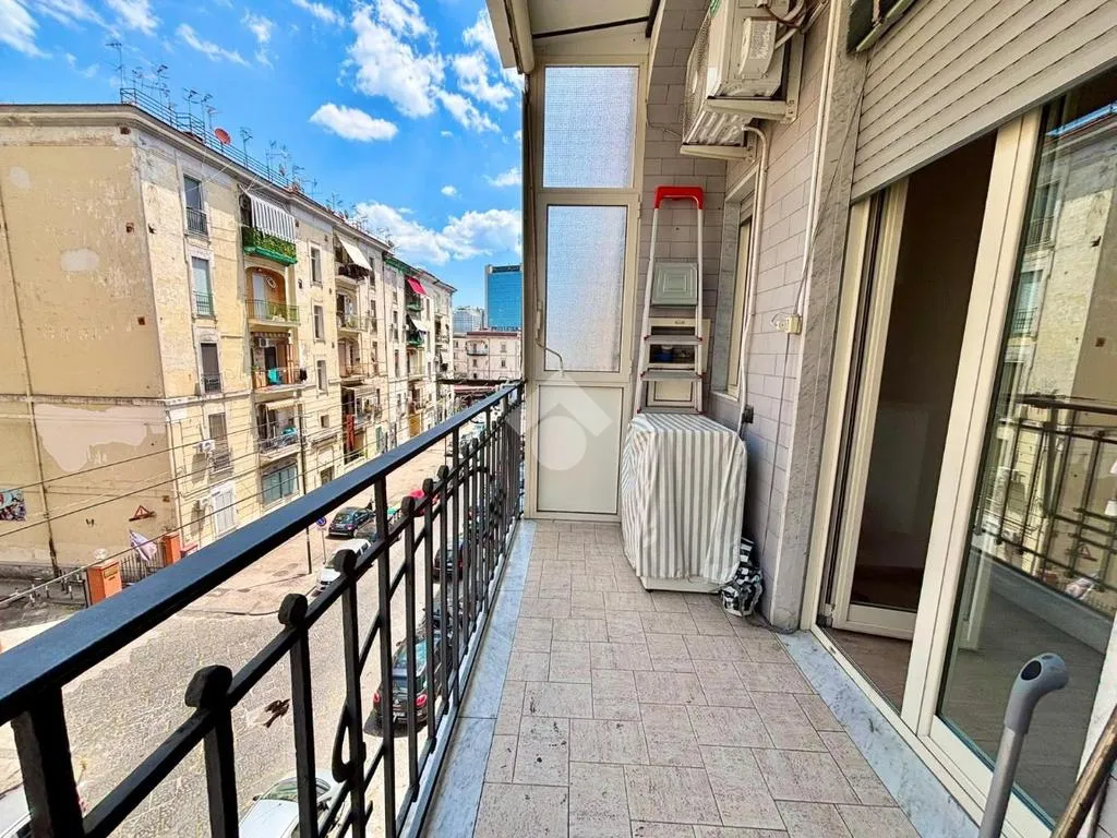 Balcon - Modern Flat with Balconies in Poggioreale, Naples