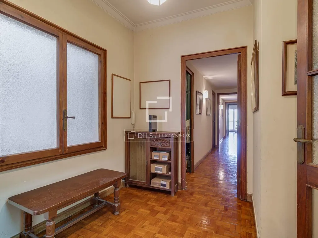 hallway_entrance