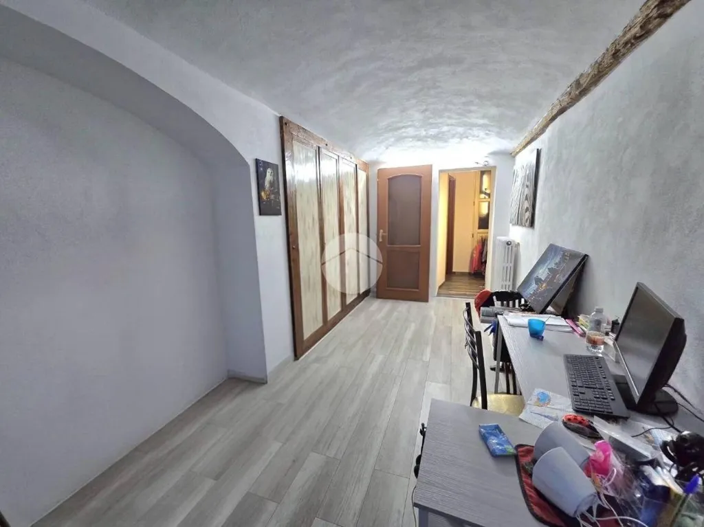 Bureau - Rustic House with Covered Patio in Rivarossa