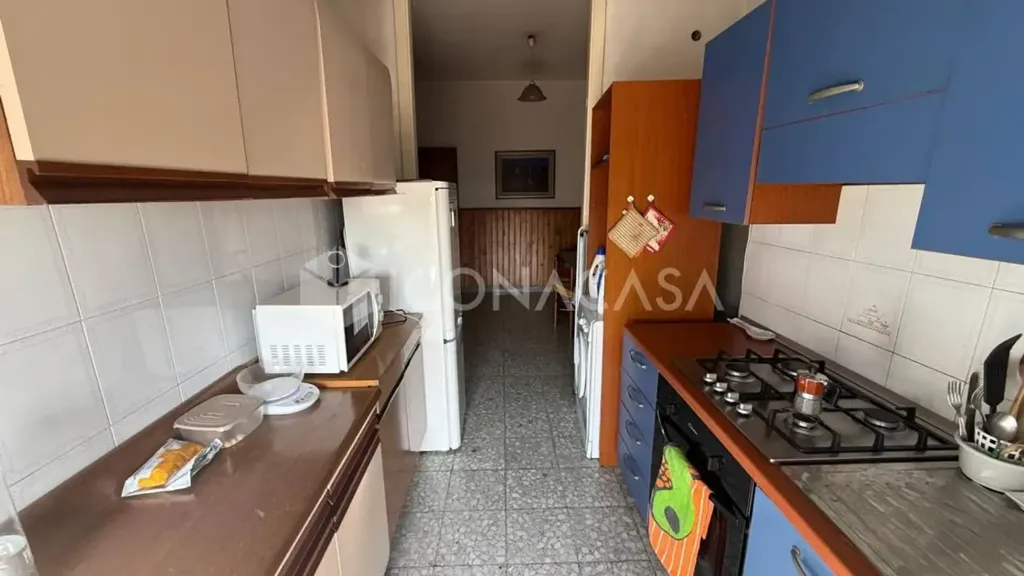 Kitchen - Apartment with Balcony in Rome's Centocelle