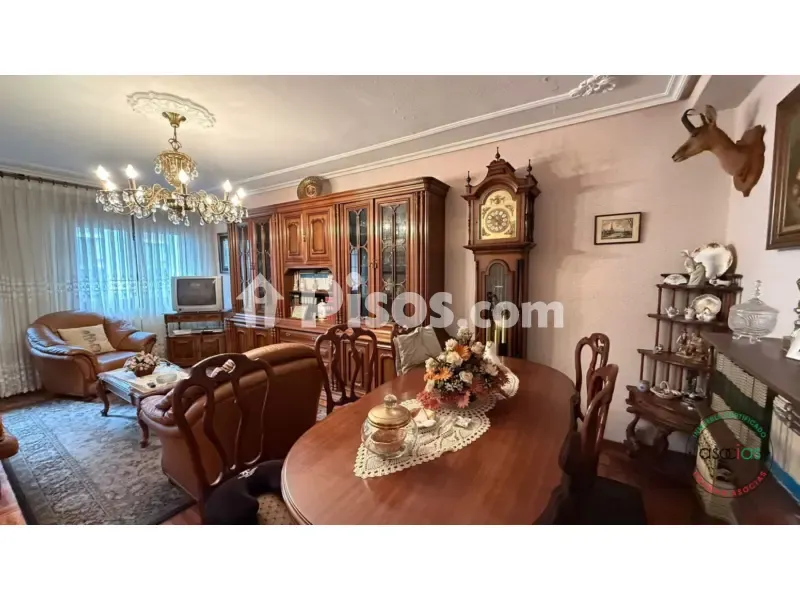 Söögituba - Apartment with Balcony in Aller