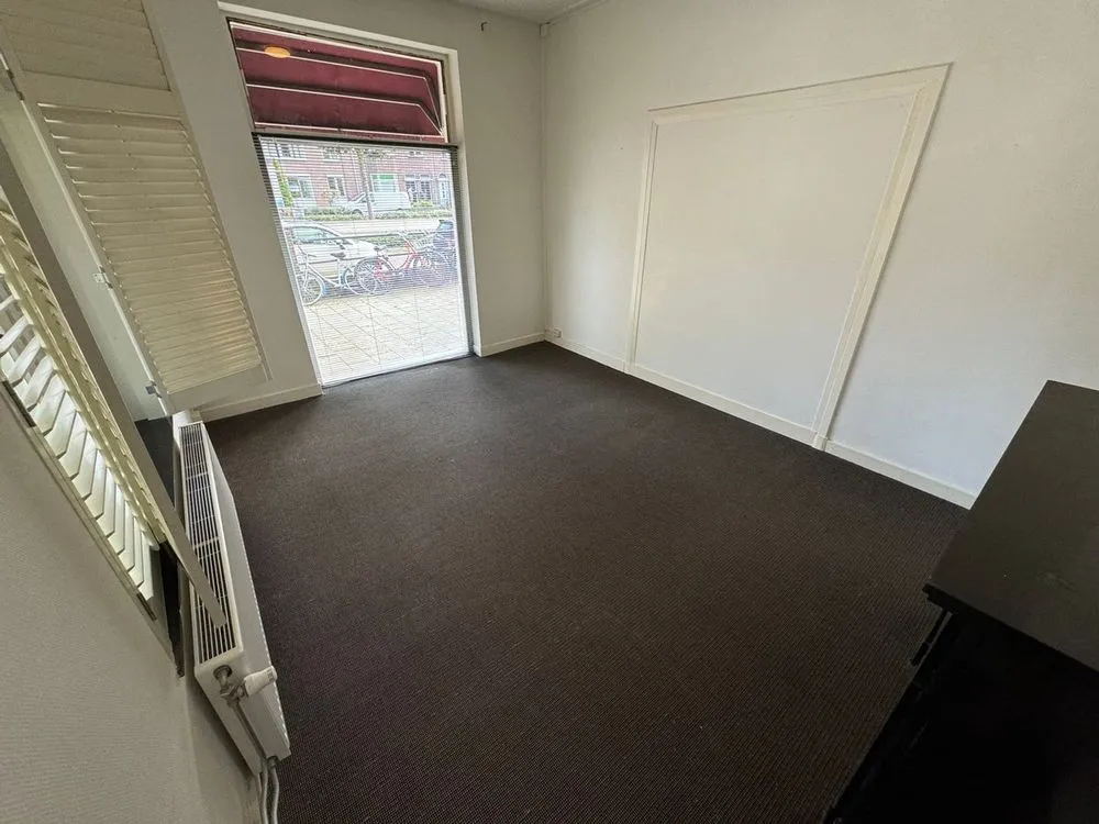 Bureau - Student Apartment with City Centre Access in Maastricht