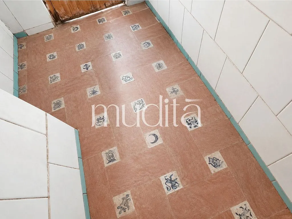 hallway_entrance