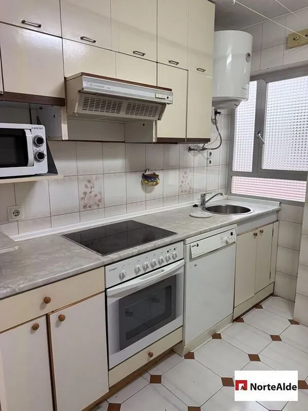Cuisine - Apartment with Balcony and Terrace in Arrontegi Centre