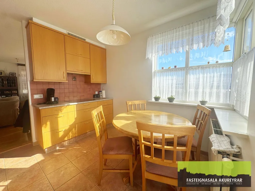3-toaline korter asukohas Akureyri