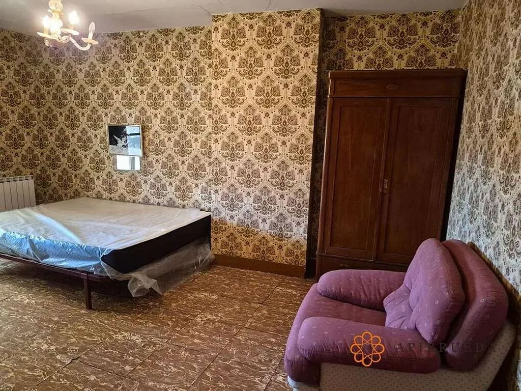 Chambres - Traditional Chalet with Balcón in Alborge